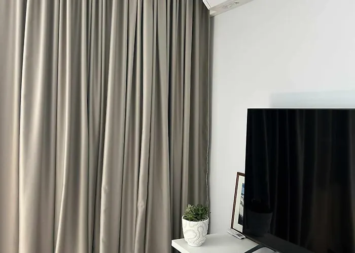 21 Fl An With A Sea View *